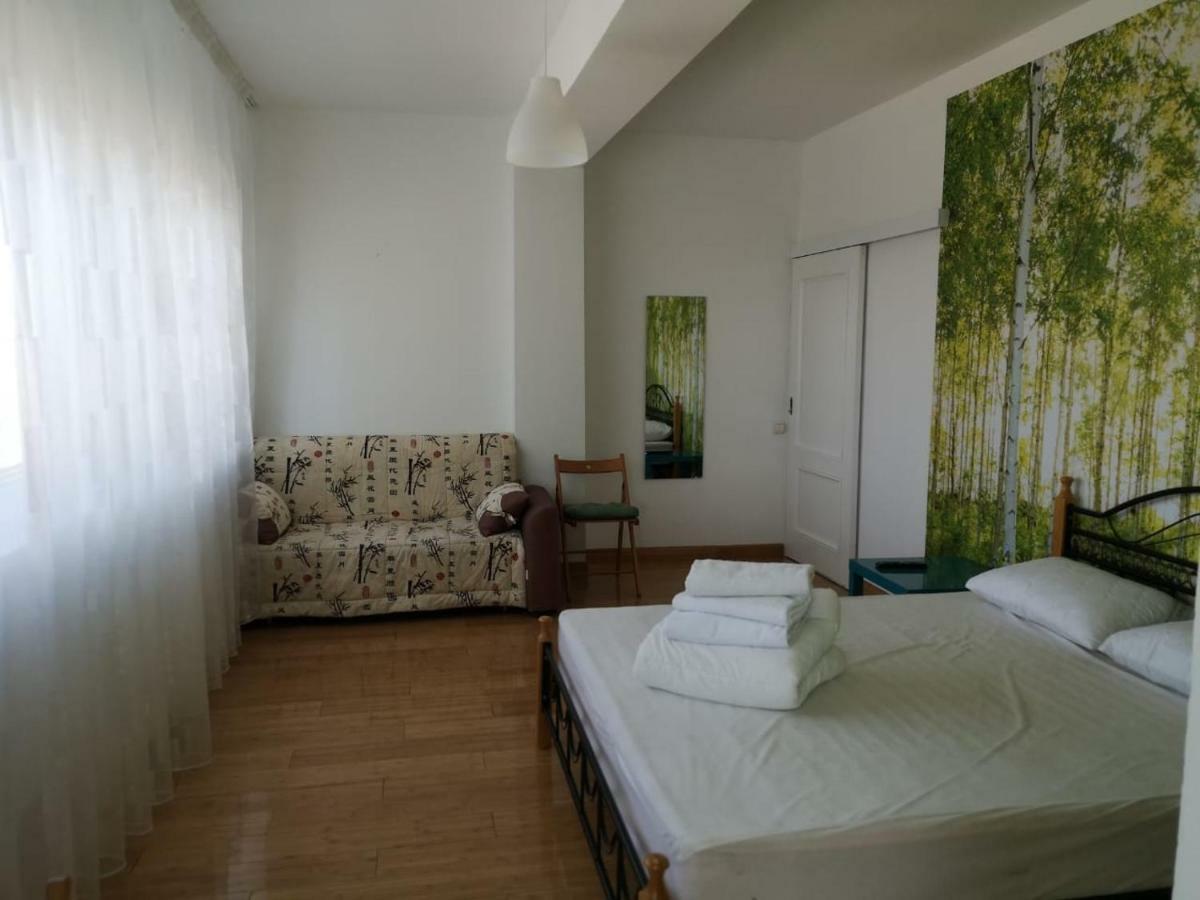 The Place Astana Hostel Exteriör bild